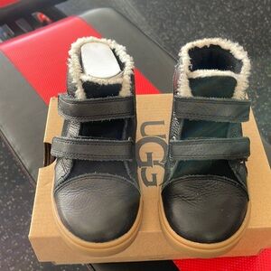 Ugg toddler boys boots
